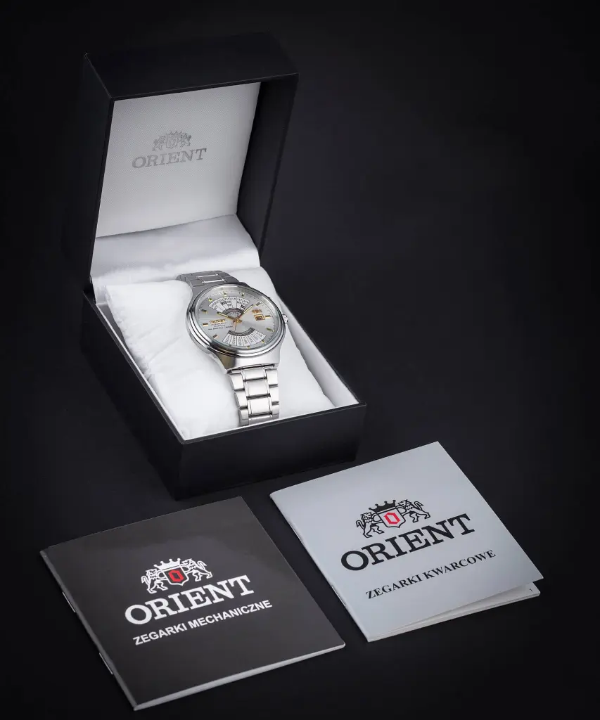 orient-zegarownia-pudelko.webp